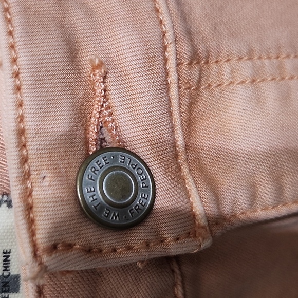 We The Free Just Float On Jeans Peach Sz. 31 X 31" Inseam EUC - Picture 7 of 9